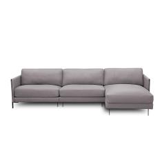 Sofá Decorativo Karine 5 Lugares Sala De Estar 300cm Com Chaise Pés Em Aço Couro Avelã