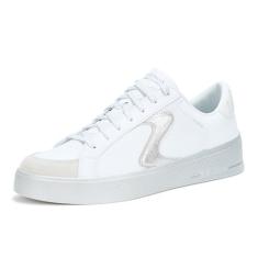 Skechers Tênis feminino Hiland-Quite Chic, Branco/Prata, 36