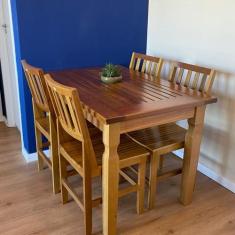 Conjunto Mesa De Jantar Ripada 1,20m Com 4 Cadeiras Confort Em Madeira