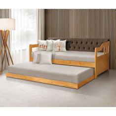 Sofá Cama Dublin Estofado Capitonê Veludo Marrom Madeira com Cama Auxiliar - Imbuia