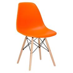 Cadeira Charles Eames Eiffel Dsw Com Pés De Madeira Clara Laranja