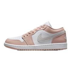Nike Tênis feminino Air Jordan 1 Low, Branco/osso claro, 36