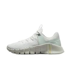 Nike Free Metcon 5 Tênis de treino feminino premium (FJ1548-100, branco Summit/vidro marinho/pouco verde/torção limão claro), Summit branco/vidro marinho/pouco verde/limão claro torcido, 42