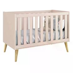 Berço Mini Cama Theo Rosa Fosco Com Pés Madeira Natural - Reller Móveis Rosa Fosco