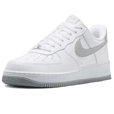 Tênis masculino Nike Air Force 1 '07, 39