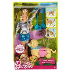 Boneca Barbie Passeio com Cachorrinho Mattel