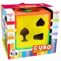 Brinquedo Educativo Para Bebês Cubo Didático Menino E Menina