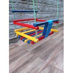 Balanço de Madeira Infantil: Diversão Natural para Crianças até 6 anos