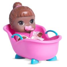 Boneca Menina Bebê Baby's Collection Mini Banheira Supertoys, Negra