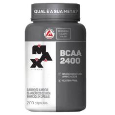 Suplemento em cápsulas Max Titanium BCAA 2400 proteína BCAA 2400 em po