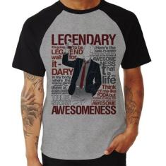 Camiseta Raglan Legendary Awesomeness - Foca na Moda, Cinza, Preto, G