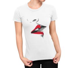 Camiseta ECF Feminina Beijo na Boca Manga Curta Branca Poliester