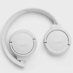 Fone De Ouvido jbl Tune 520 Bluetooth 5.3 Conexões Multipontos Até 57 Horas De Bateria - Branco