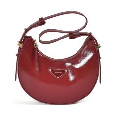 Bolsa de Ombro Arredondada Via Marte Meia Lua com Alça Ajustável B1-128