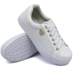 Tênis Casual Love Dk Shoes com Cadarço Sola Reta Detalhe em Perfuros e