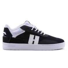 Tênis Hocks Oriente Petitpoa Augusto Akio Preto