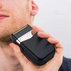 Barbeador Eletrico GR V-331 Recarregavel - Preto - Voyager