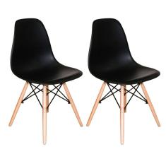 Kit com 2 Cadeiras Charles Eames Eiffel Pretas Base de Madeira, Design Moderno
