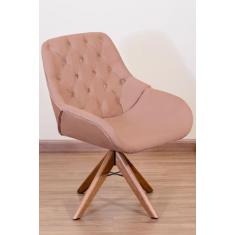 Poltrona Decorativa Linda Pé Giratório de Madeira Capitonê - Squadra D