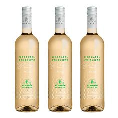 Vinho Almadén Frisante Moscatel Blanc Kit 3 Unidades