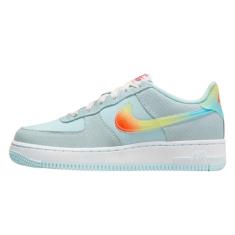 Nike Tênis infantil Air Force 1, Azul gelo/laranja total, 20
