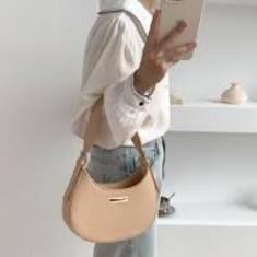 Bolsa Baguete Off Bege material ecológico Média De Ombro Lançamento - 