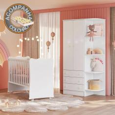 Quarto de Bebê Doce Sonho com Roupeiro 825 e Berço Simples 1 c/ Rodízios Qmovi Branco + Colchão Gazin