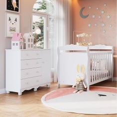Quarto de Bebê com Berço Americano e Cômoda 1 Porta Nina Espresso Móveis Branco Brilho
