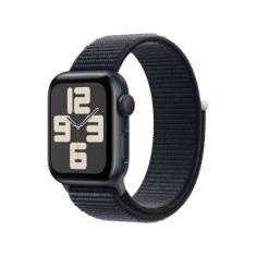 Apple Watch SE GPS • Caixa meia-noite de alumínio – 40 mm • Pulseira loop esportiva meia-noite