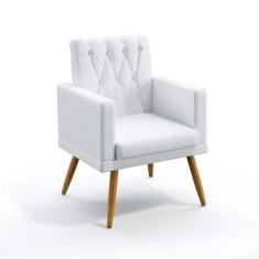 Poltrona Estofada Vega Com Rodapé e Botões Em Capitonê Couro Artificia