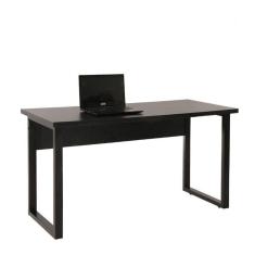 Mesa De Escritório Pé Tubular Pe25 Em Mdp 150 X 70 Cm Preta Com Base Preta