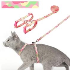azuza Conjunto de arnês e coleira para gatos para caminhadas seguras e viagens, arnês para gatos à prova de fuga, leve, macio e confortável, peitoral ajustável para gatos pequenos, médios e grandes,