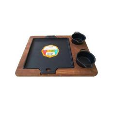 Conjunto Chapa Ferro 220x220 Com Molheira e Suporte Madeira - Panela M