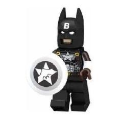 Boneco Blocos De Montar Crossover Batman Capitão América