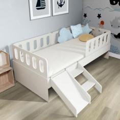 Cama Solteiro Mdf BP com Escadinha/Escorrega 03 Grades e Cabeceira Meg