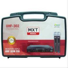 Microfone MXT sem Fio Duplo UHF302 Maleta FREQ 687,6-695.5MHZ