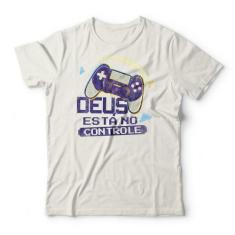 Camiseta Deus Está No Controle - Studio Geek, M, Off white