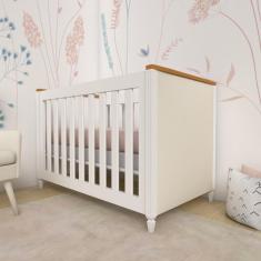 Berço Tudor Estofado Timber Branco/Marrom