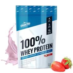 Shark Pro 100% Whey Protein Sabor Morango - 26g de Proteína por Porção - 5,8g de BCAAs - Suplemento Alimentar de Proteínas com Vitaminas e Minerais em Pó - 900g Pouch
