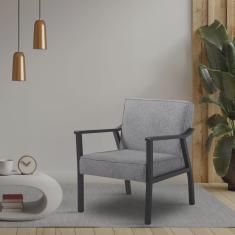 Poltrona em Madeira Maciça Antonia