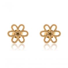 Brinco Pequeno De Flor Vazada Folheado Em Ouro 18k