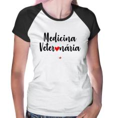 Baby Look Raglan Medicina Veterinária por amor - Foca na Moda, Branco,