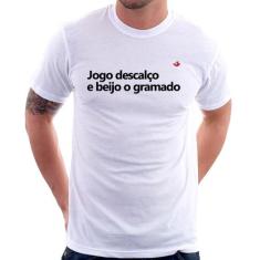 Camiseta Jogo descalço e beijo o gramado - Foca na Moda, Branco, GGG