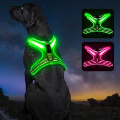 Arnês para cães iluminados, recarregável de LED com indicador de nível de bateria, colete de segurança refletivo ajustável para caminhadas noturnas, arnês iluminado de malha macia para cães médios e