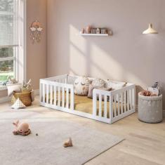 Mini Cama Montessoriana Giulia Madeira Maciça com Grade Branco - Casat