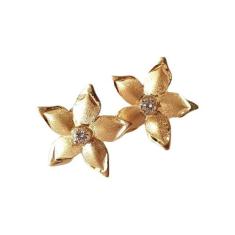 Brinco de ouro 18k flor com zircônia - Elegancy Joias