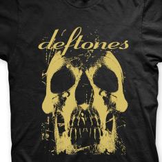 Camiseta Deftones Preta e Dourado em Silk 100% Algodão