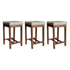 Kit 3 Banquetas Média Estofada Bali para Bancada 64 Cm Madeira Maciça Suede CCS