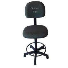 Cadeira caixa alta com aro com base  sapata fixa  pra recepçao balcao 