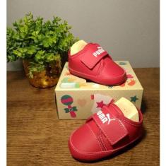 Tênis de bebê menina e menino